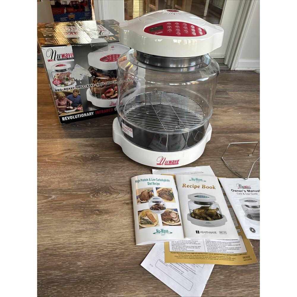 NuWave Pro Infrared Cooking System Convection Oven White Red 20331 + Recipe Book
